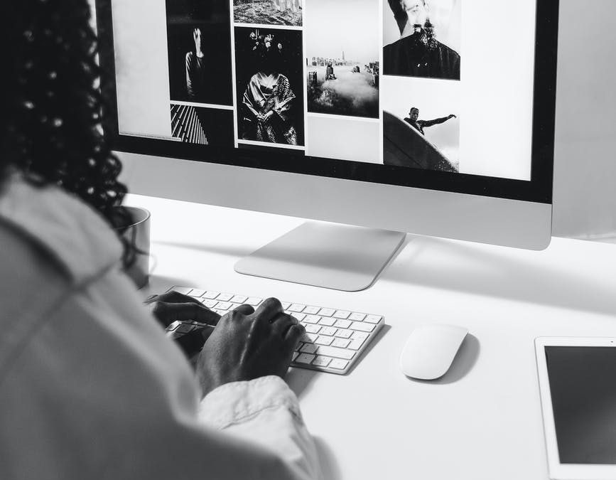 Get a Contractor or In-house marketer for when you can’t DIY Graphic Design